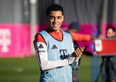 بازگشت موسیالا به ترکیب بایرن بعداز ماه‌ها غیبت