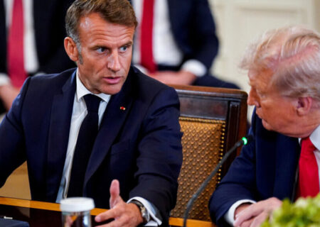 مکرون تعرفه‌های آمریکا درباره گرینلند را غیرقابل قبول خواند