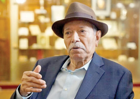 علی نصیریان: بیضایی ستون اصلی تئاتر بود/ هنرمندان جوان می‌درخشند