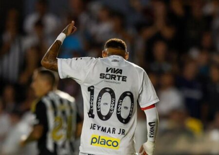 قرارداد نیمار با سانتوس تمدید شد