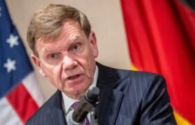 آلمان: سرنوشت گرینلند باید توسط مردم این جزیره تعیین شود