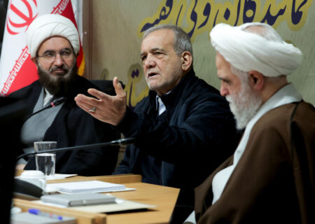 پزشکیان: لزوم پاسخگویی نهادهای فرهنگی، امنیتی و اطلاعاتی در حوادث اخیر/ باید خود را مقصر بدانیم