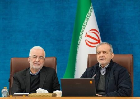 پزشکیان:آمریکا و اروپا نگران مردم ایران نیستند/ رضایتمندی مردم اولویت اصلی مدیران باشد