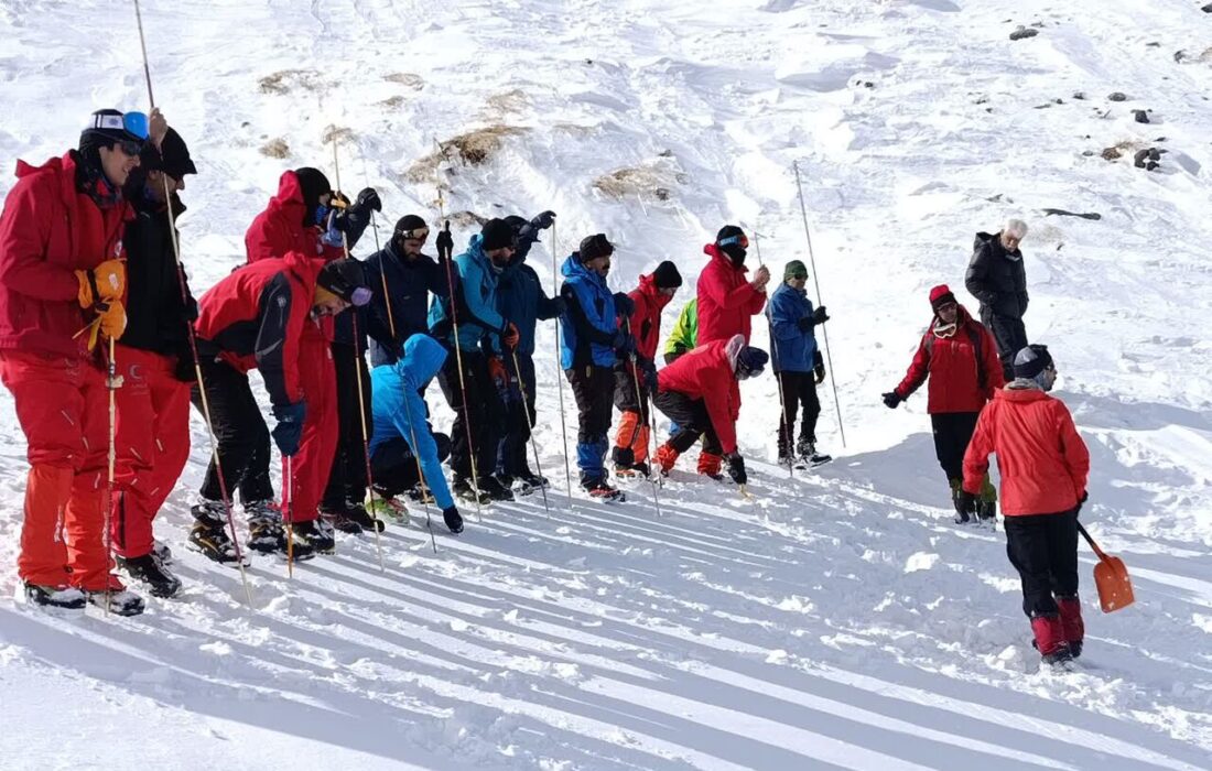 آغاز پنجمین روز جستجوی کوهنورد مفقودی در ارتفاعات الوند همدان