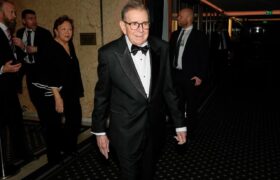 سیاستمدار مخالف ونزوئلایی از ارتش این کشور خواست او را به قدرت برساند