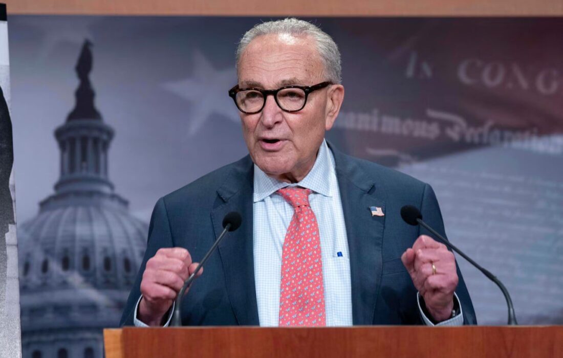 رهبر دموکراتهای سنا خواستار شفافیت دولت ترامپ در قبال ایران شد