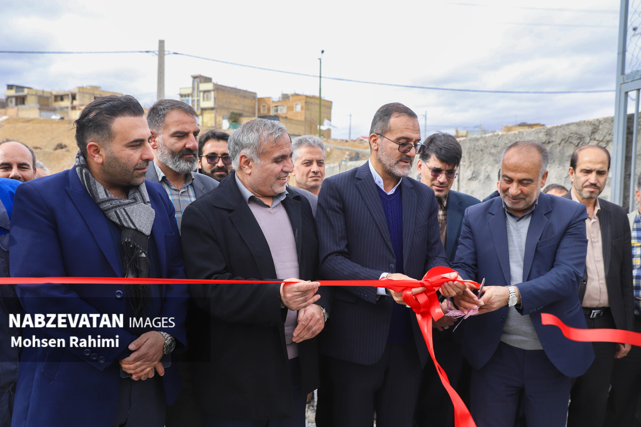 آیین افتتاح زمین چمن مصنوعی و کلنگ زنی زمین اسکیت روستای رحمت آباد
