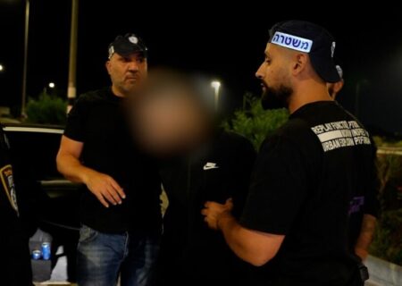 پلیس رژیم اسرائیل یک روزنامه‌نگار را به ظن جاسوسی برای ایران بازداشت کرد