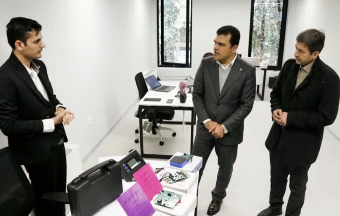 افشین: پردیس هوش مصنوعی اصفهان بستری برای نقش‌آفرینی ملی نخبگان است