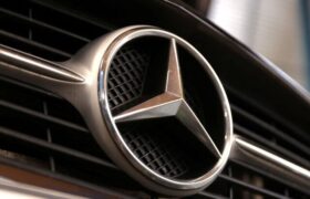 زیان ۱.۲ میلیارد دلاری مرسدس بنز از تعرفه‌ها و کاهش ۵۷ درصدی درآمد ۲۰۲۵