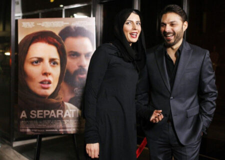 نجات‌دهنده‌ همچنان در آیینه است