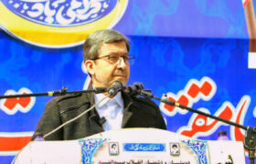 ملت ایران با تهدید و جسارت سیاسی عقب‌نشینی نمی‌کنند/سر تعظیم در مقابل مردم فرود می‌آوریم