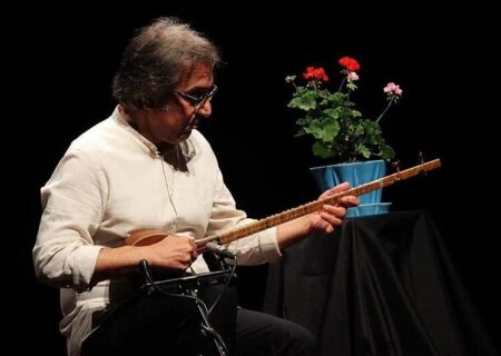 حمید متبسم «رقص سایه‌ها» را منتشر کرد