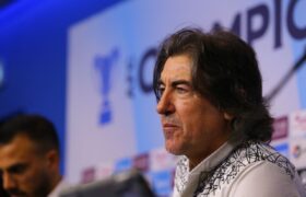 ساپینتو: به اشتباهات خودمان باختیم/ سخت است که اینگونه از مسابقات کنار رفتیم