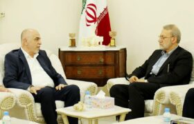 تأکید لاریجانی و مقام حماس بر تداوم حمایت از فلسطین و مخالفت با هرگونه تجاوز به ایران