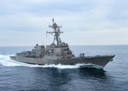 ناوشکن آمریکایی «دلبرت دی بلک» بندر ایلات در سرزمین‌های اشغالی را ترک کرد