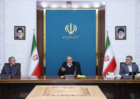 پزشکیان: منابع و اعتبارات مرتبط با سلامت مردم نباید در حوزه‌های دیگر هزینه شود