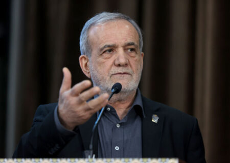 رئیس جمهور:گلایه‌ها را قبول داریم و برای رفع آن تلاش می‌کنیم/لزوم بازنگری در مدیریت سلامت