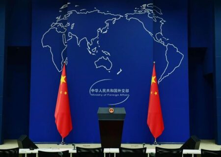 با استفاده از زور در روابط بین‌الملل مخالفیم