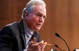 سناتور آمریکایی: جنگ با ایران به ایالات متحده کمکی نمیکند