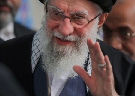 امام شهید آیت الله العظمی خامنه‌ای پیوند عمیقی بین رهبری و مردم ایجاد کردند