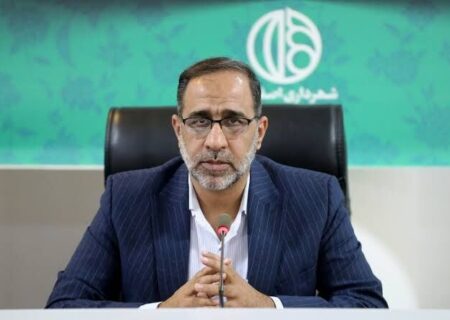 رد شایعه اسکان آسیب‌دیدگان جنگ در چادرهای باغ فدک اصفهان