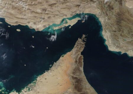 مداخلات آمریکا را در منطقه بی‌اثر خواهیم کرد