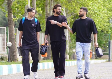 ملی‌پوشان خود را به قلعه‌نویی معرفی کردند