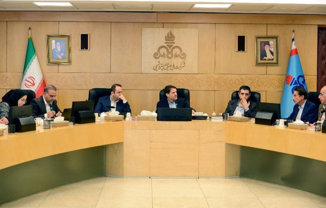 نشست کارگروه هماهنگی تأمین نیاز مواد اولیه صنایع تکمیلی برگزار شد