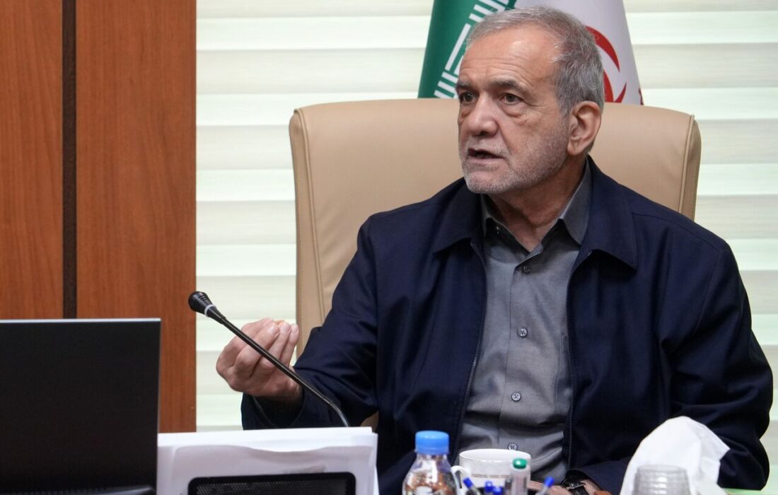 پزشکیان:هیچ قدرتی قادر به تسلیم ملت ایران نیست/انتقاد از رفتارهای دوگانه در نظام بین‌الملل