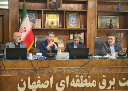 تعیین تکلیف پرونده‌های رسوبی نباید پشت درهای شورای برنامه‌ریزی بماند
