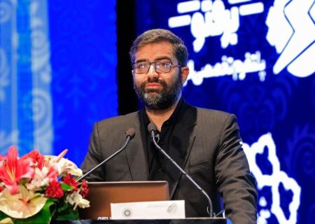 سقاب اصفهانی: بنزین و گاز گران نمی‌شوند؛ مدل «پاداش‌محور» جایگزین افزایش قیمت شد