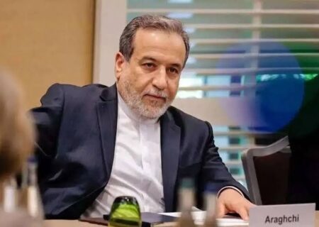 هشدار عراقچی: اگر می‌خواهید در امان باشید بهتر است منطقه را ترک کنید