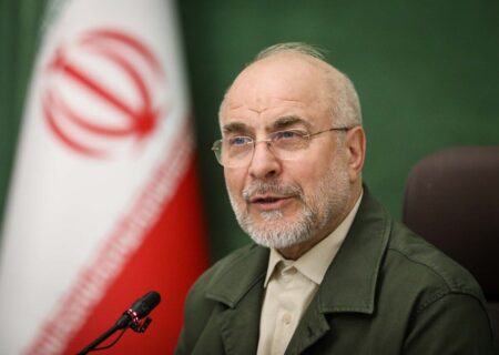 قالیباف: ایرانی میراث پُرافتخار خود را به آسانی واگذار نمی‌کند