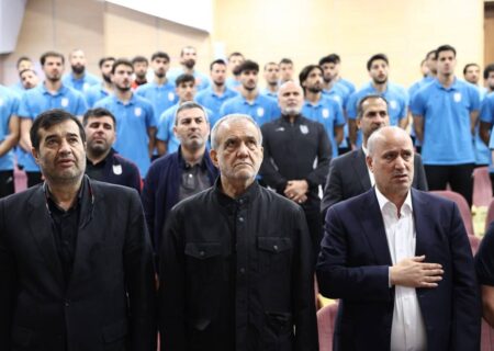 تاج: حضور رئیس جمهوری به ملی‌پوشان روحیه داد/ فوتبال در کنار مردم است