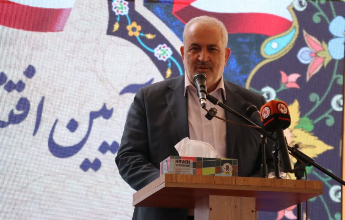 وزیر نیرو: ایران با توسعه نیروگاه‌های خورشیدی و برقی‌سازی وارد انقلاب صنعتی سوم می‌شود/با مسببان نوسانات برق تعارف نداریم؛برق پرمصرف‌ها قطع می‌شود