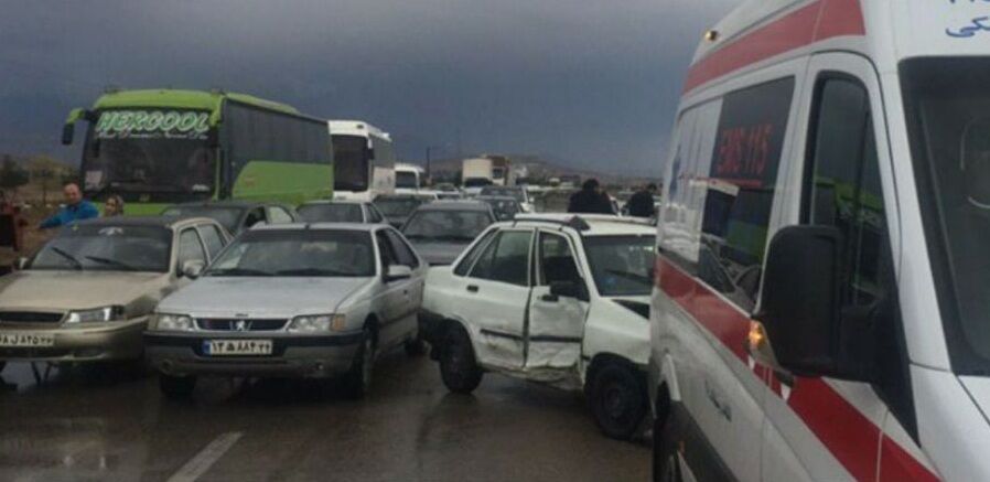 ۹ مصدوم در پی وقوع ۲ حادثه ترافیکی در آبادان