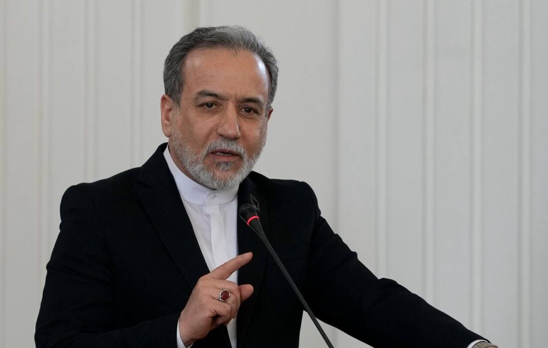 پاسخ عراقچی به تهدید ترامپ: توقیف دارایی‌های کشورها سابقه‌ای خطرناک ایجاد می‌کند