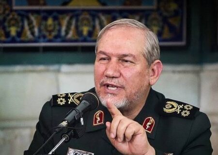 سرلشکر صفوی: جنگ‌طلبی آمریکا، شتاب‌دهنده برای انتقال وزنه قدرت به شرق بود