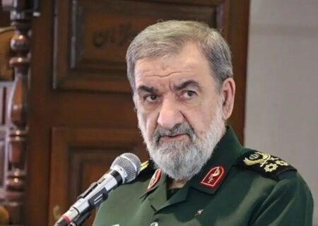 محسن رضایی: دشمن به شدت تنبیه خواهد شد