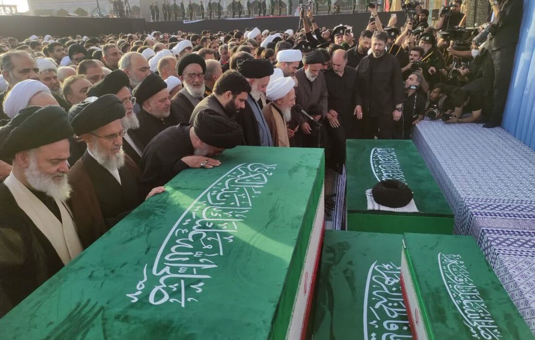 نماز مشتاقان ولایت بر پیکر آقای شهید ایران در میعادگاه عاشقان اقامه شد