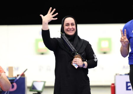 ملکه تپانچه مسافر ناگویا شد