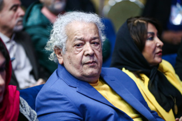 فیاضی: وقتی تهیه کننده پای تئاتر نیاید بساز بفروش‌ها وارد می‌شوند ۱۱ مرداد