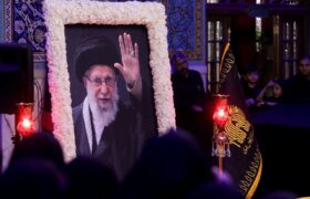 «با تو در عهدیم تا صبح ظهور»؛ شعار ویژه مراسم‌های چهلم «آقای شهید ایران»