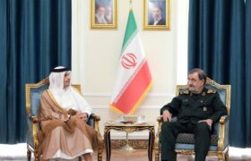سرلشکر رضایی: آمریکا شرارت کند بلایی سرشان می‌آوریم که در تاریخ ثبت شود