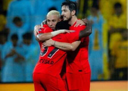 شروع تلخ طارمی در الوصل؛ شباب‌الاهلی صدرنشین شد