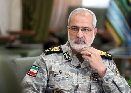 معاون اجرایی ارتش: هر اقدام زمینی دشمن در نطفه خفه می‌شود/ پهپاد «آرش» کابوس دشمن شده است