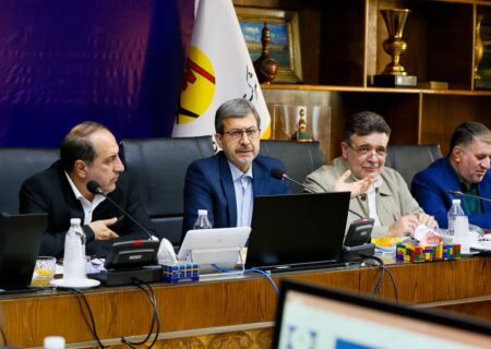 استاندار اصفهان: سهم استان از حقوق دولتی معادن با جدیت پیگیری می‌شود