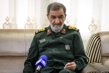دبیر شورای عالی امنیت ملی: به نظم پساآمریکایی در خلیج فارس خوش آمدید
