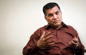 توانمندی بالایی در مدیریت تعارضات/عارف در شرایط جنگی، بی‌صدا اما فوق‌العاده مؤثر عمل کرد